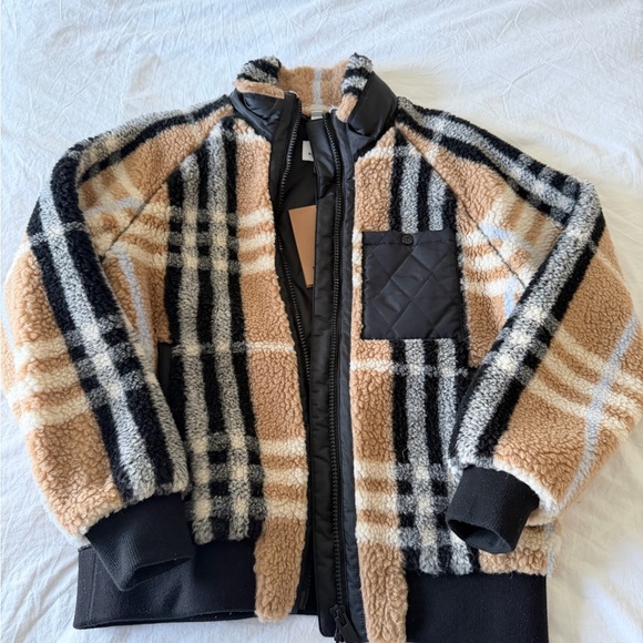 Burberry teddy jacket - Picture 1 of 12